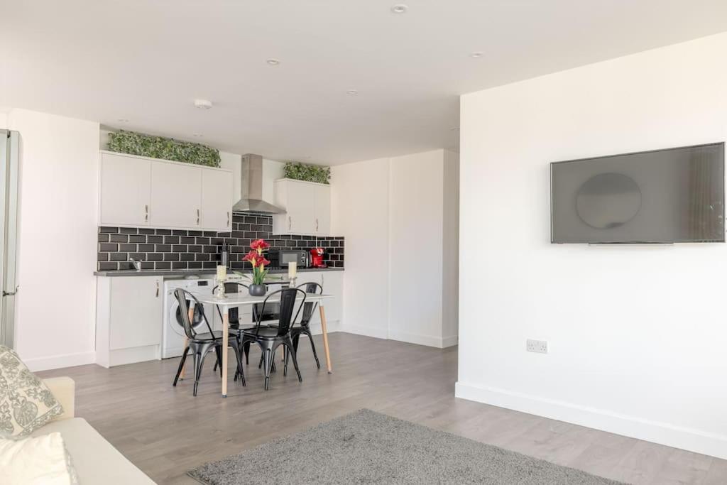 Vertigo Boutique Sleeps 4 London Kingston upon Thames  Ngoại thất bức ảnh
