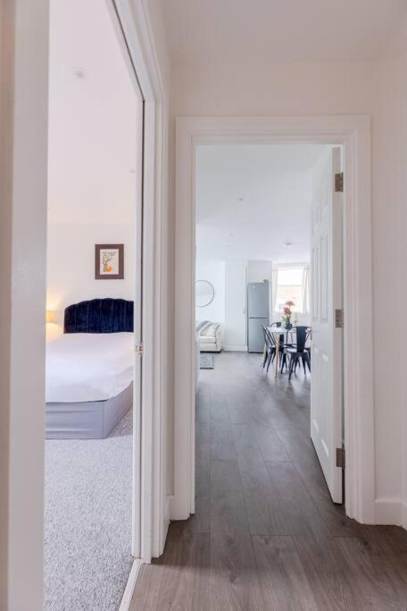 Vertigo Boutique Sleeps 4 London Kingston upon Thames  Ngoại thất bức ảnh